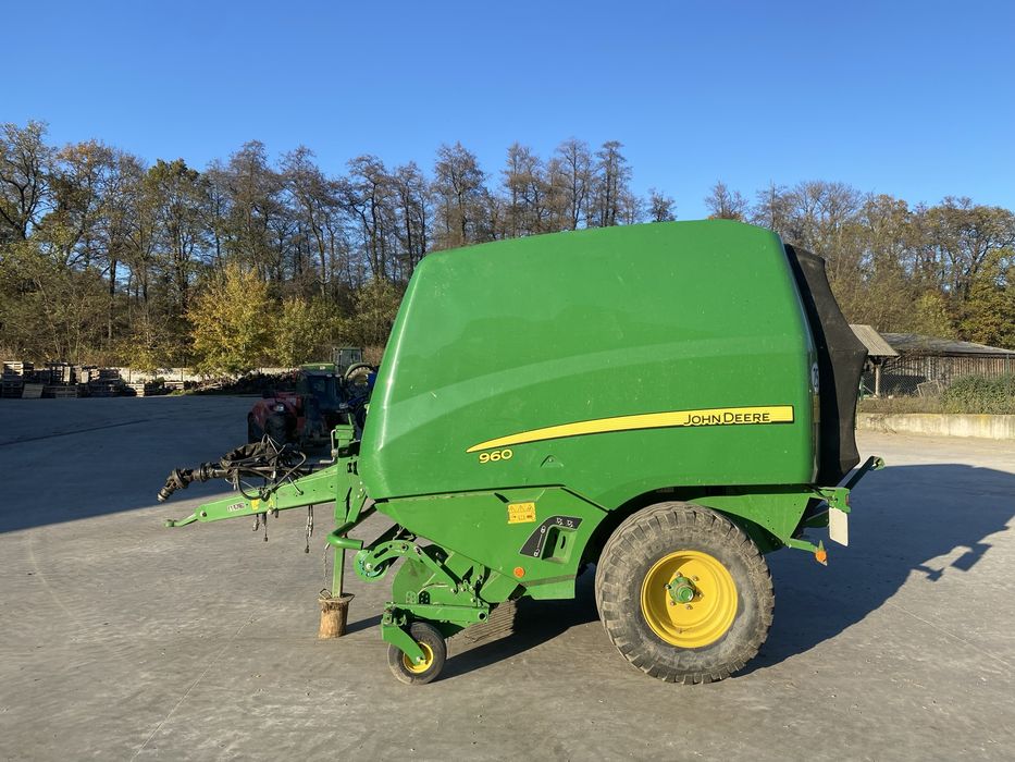 Prasa John Deere 960