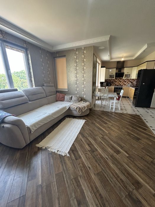 Продам 3 кімнатну квартиру біля Собору