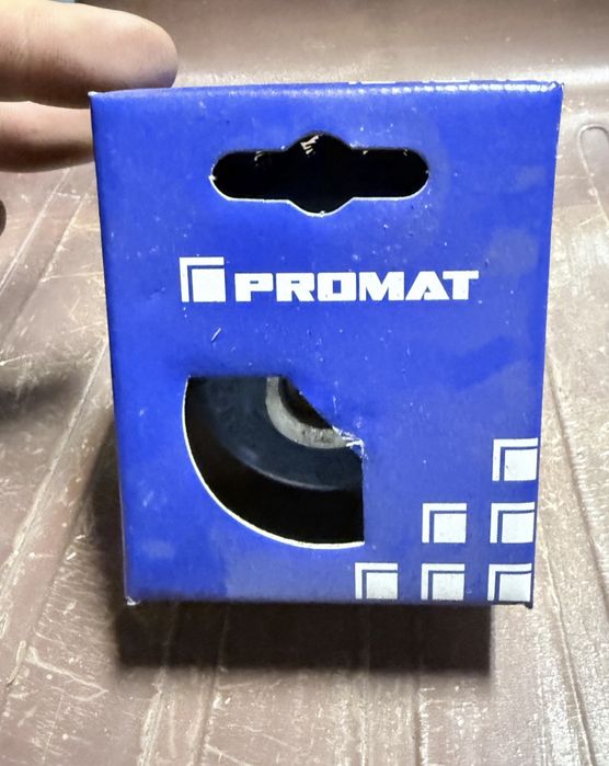 Szczotka druciana PROMAT M14, średnica 65 mm.