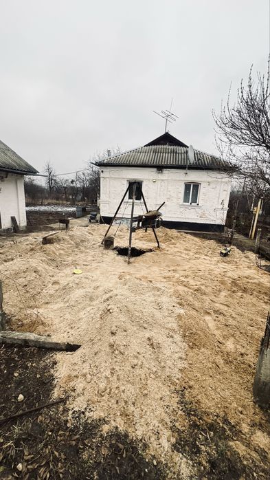 Копання криниць, поглиблення криниць, чистка криниць, криниці під КЛЮЧ