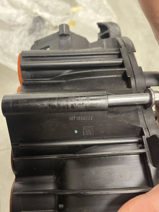 BMW kolektor ssący / dolotowy E90 E92 E81, E82, E87, E88