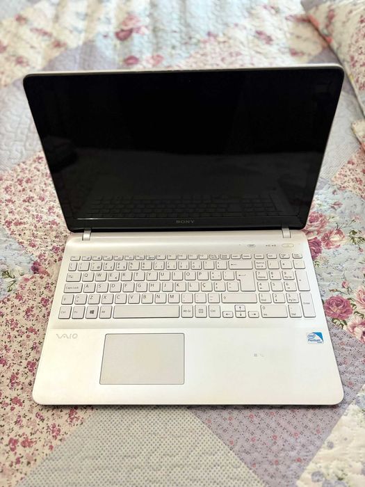 Sony Vaio SVF152A29M