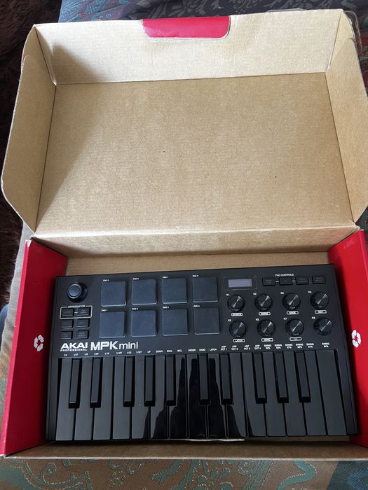 Akai MPK mini black