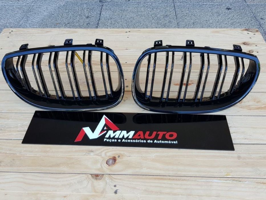 BMW 5 Series E60/E61 M5-Style Grilles, Gloss Black