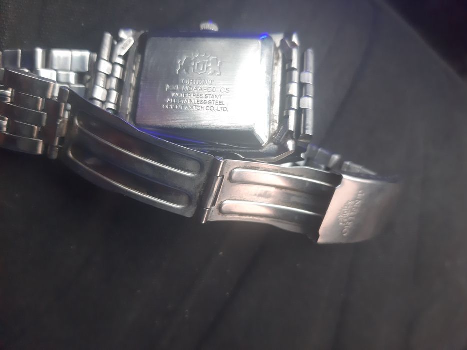 Продам  часы Ориент