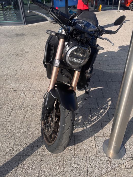 Honda CB 650R 21