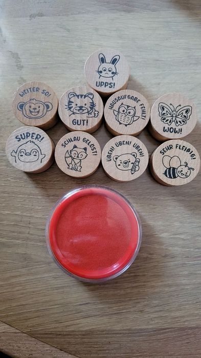 Дерев'яні резинові штампи