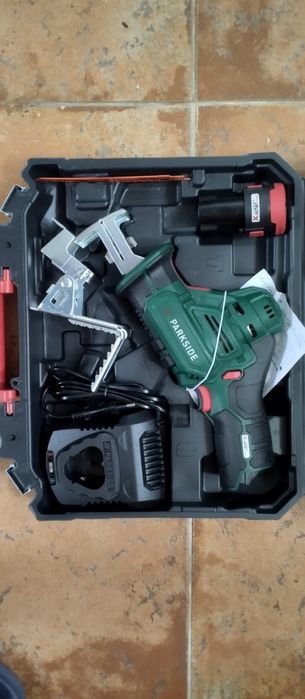 Serra corta ramos 12v Parkside