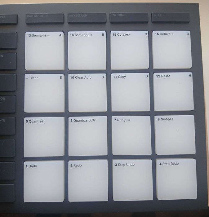 Native Instruments Maschine Mikro MK3