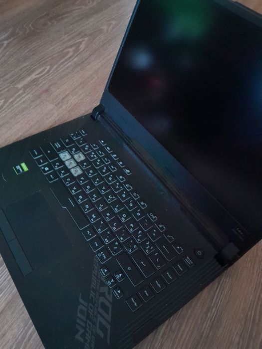 Ноутбук ASUS ROG Strix G15 Black --ПІД РЕМОНТ--