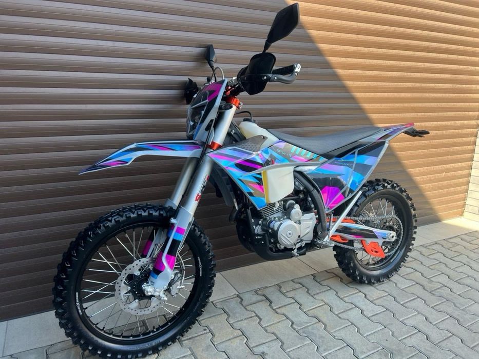 Мотоцикл новинка 2025 Kovi Lite 300 F, Кові Лайт ф Повітряне охол