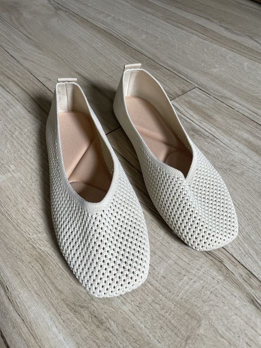 Letnie buty baleriny ecru