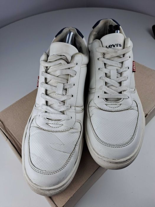 Białe męskie sneakersy/trampki Levi's Liam r. 45 ( 28 cm)A89