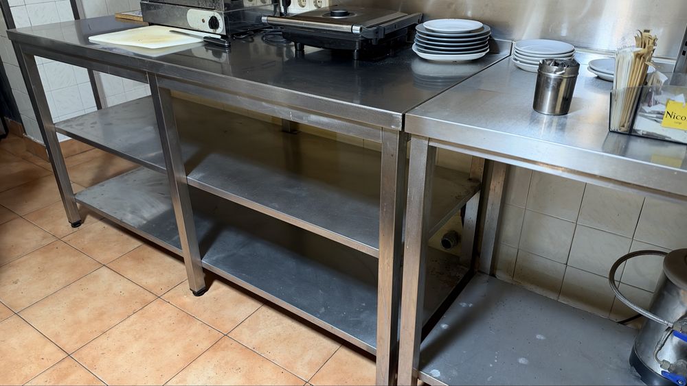 Material de ex-estabelecimento comercial / Cafetaria