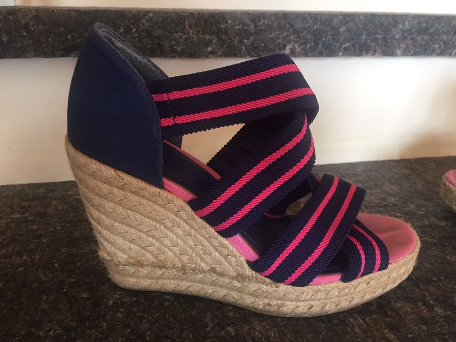 Buty koturn słoma H&M r37 róż z granatem