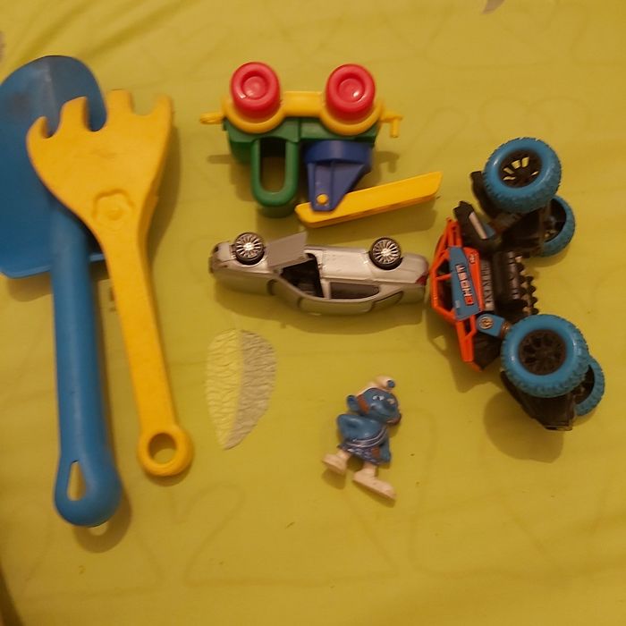 Машинки в ассортименте