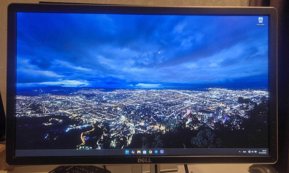 Монітор DELL P2314Ht