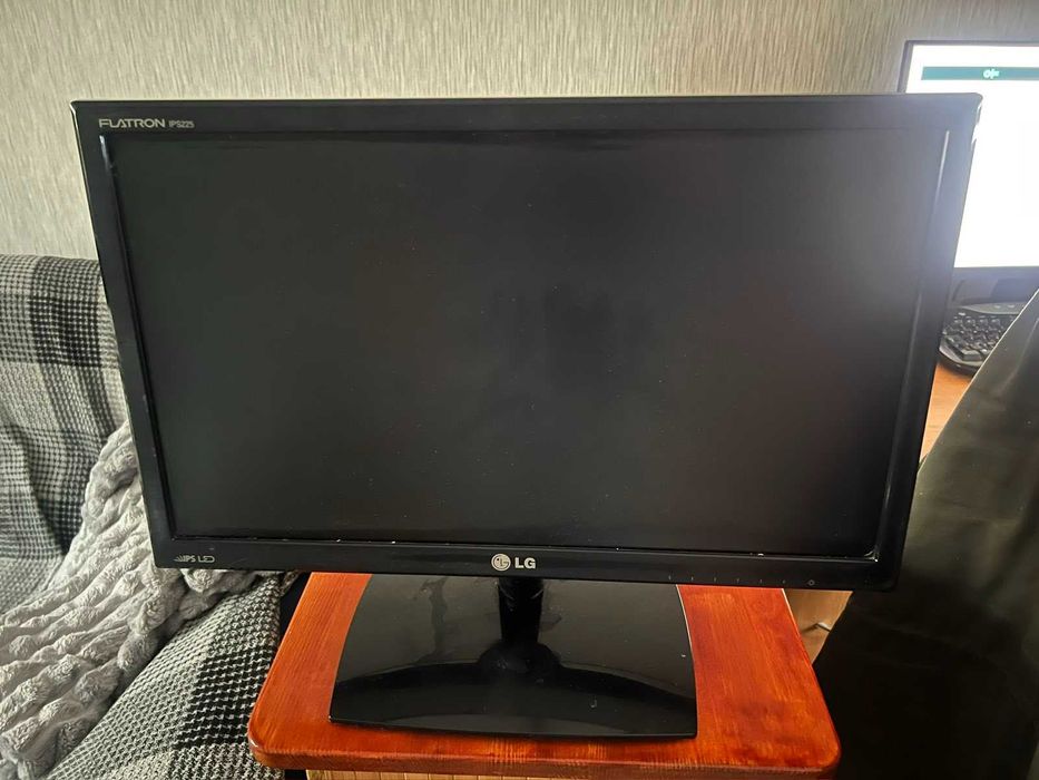 lg ips225 - купить монитор для ПК - Цена на OLX.ua