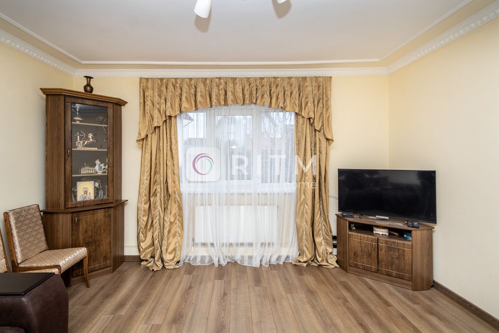 Продаж будинку Особняк Івано-Франківськ по вул.Коновальця