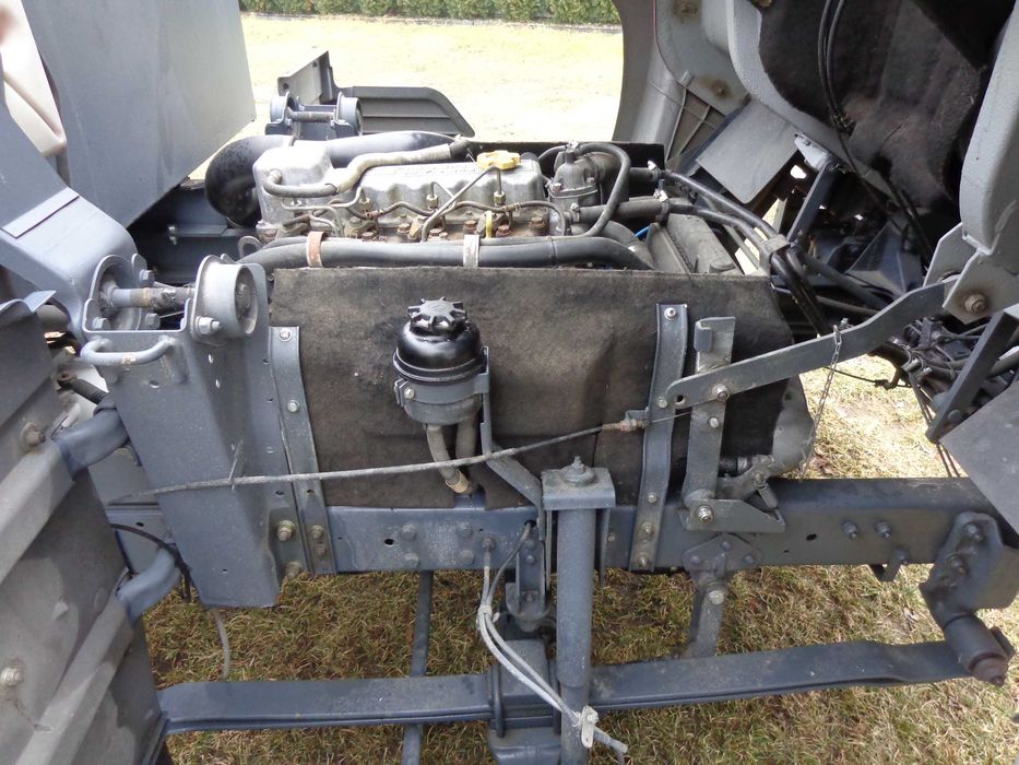 Nissan Atleon 3,0