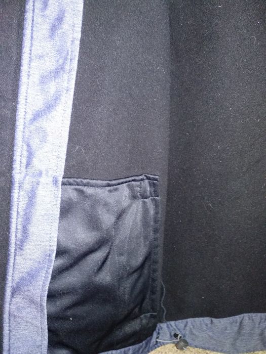 Курточка чоловіча