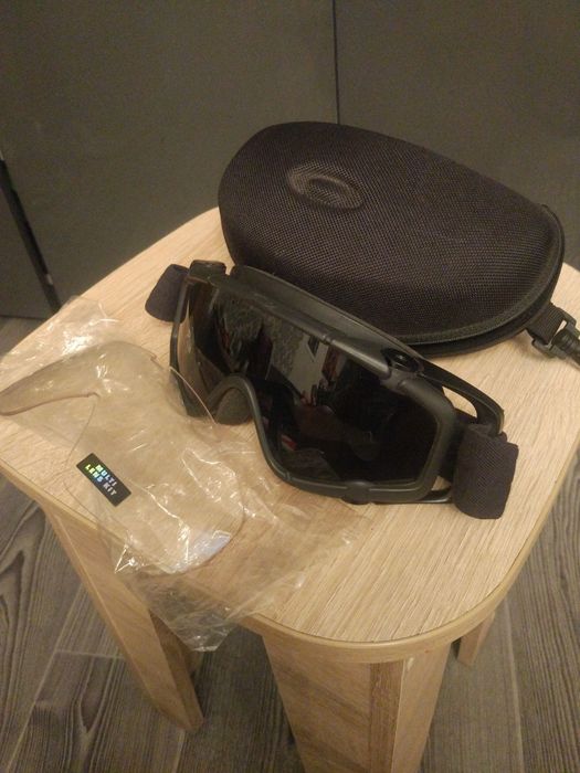 Маска, очки тактические Oakley.