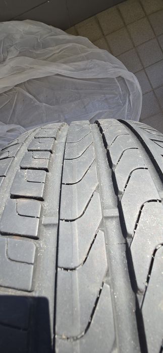 2 Pneus Pirelli Cinturato P7 225/45 R17 - Seminovos (Estado de Zero)