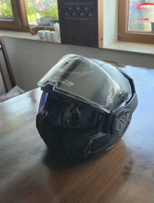 Kask szczękowy LS2 ADVANT