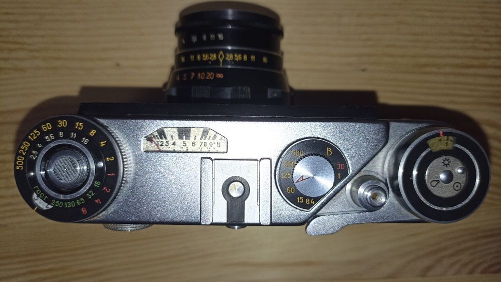Фотоапарат "ФЭД-5".