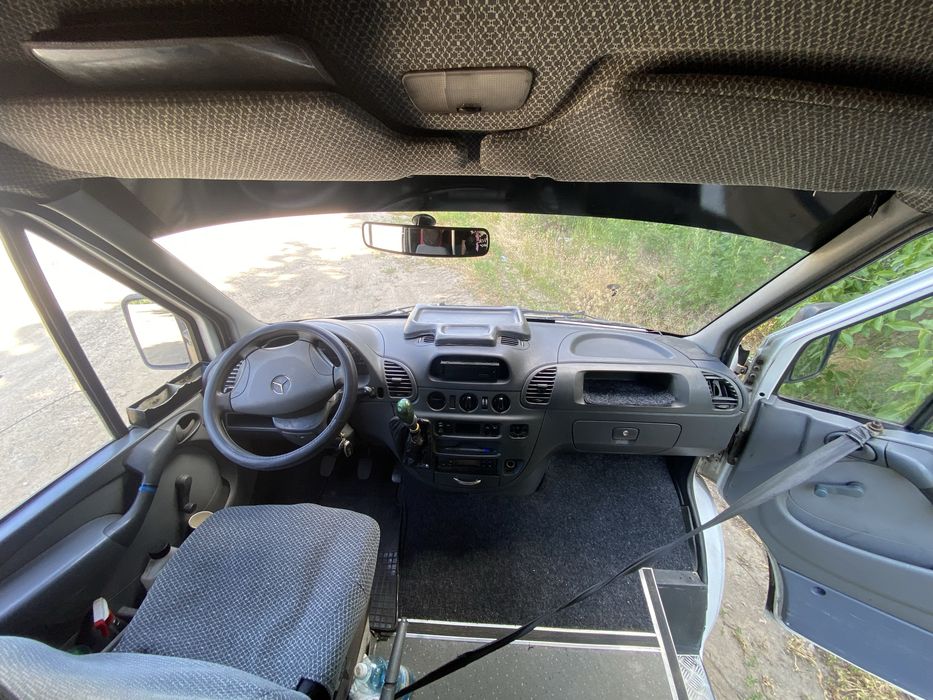 Продам спринтер 2003 года sprinter 2.2