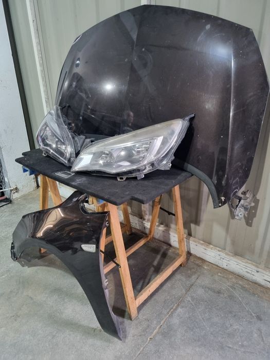 Opel Astra J capon faróis guarda Lamas