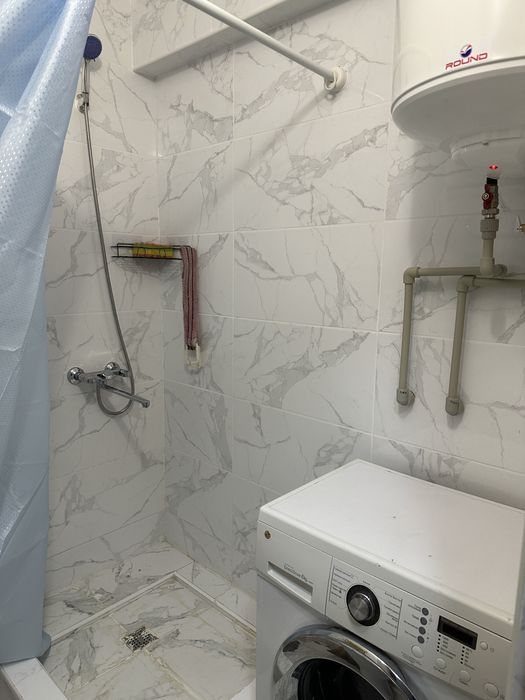 Квартира однокімна подобово.