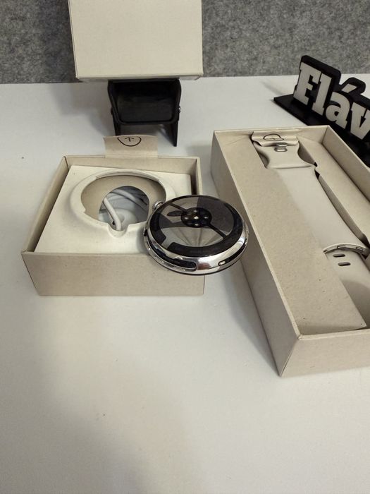 Troco/Vendo Google Pixel Watch 4 45mm como novo