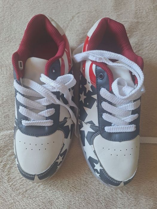 Buty świecące LED z flagą USA