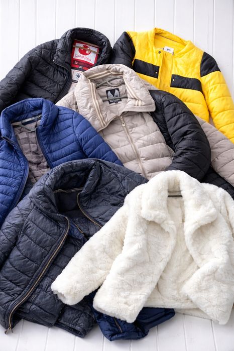 Продам оптом верхній різновіковий одяг та взуття секонд хенд