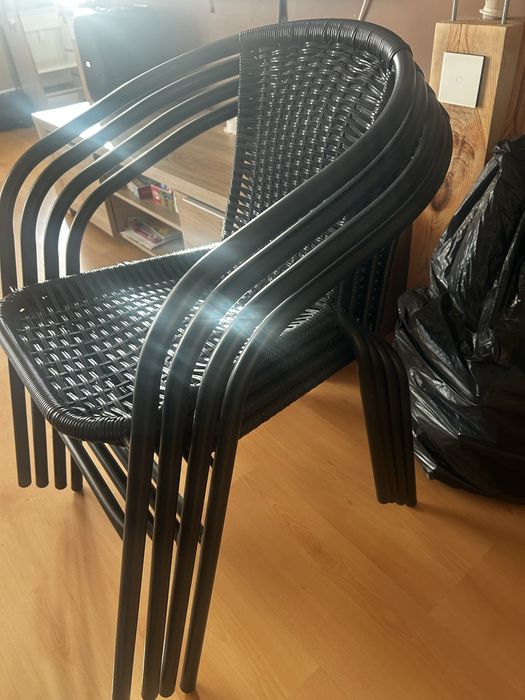 4sztuki krzesła technoratan
