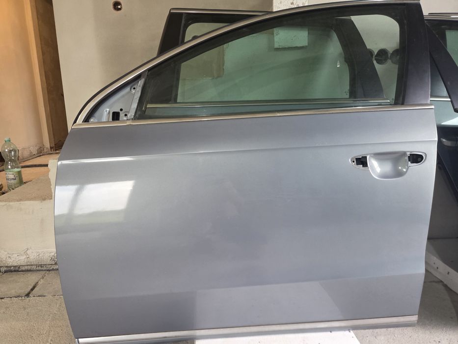 Sprzedam drzwi passat b7 LC7Z
