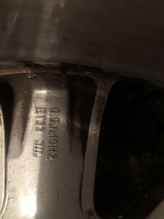 Продам шини та диски або окремо для vw tiguan шини нові диски рідні