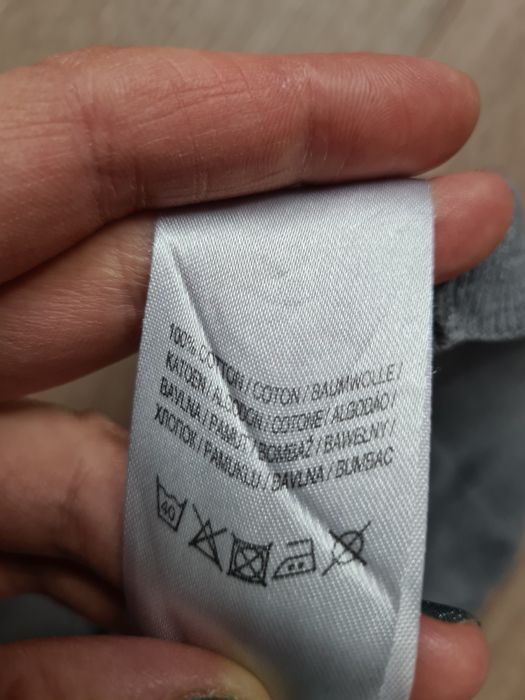 Męski elegancki cienki sweter sweterek S zawsze modny