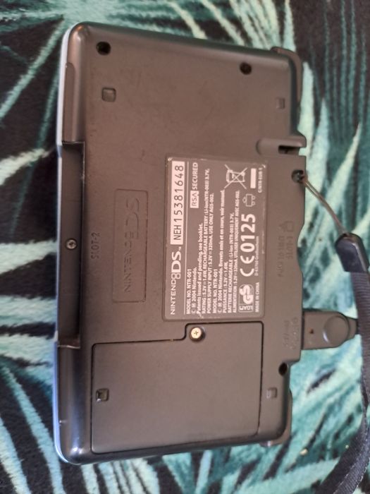 Nintendo  DS NTR 001 z ładowarką sprawne