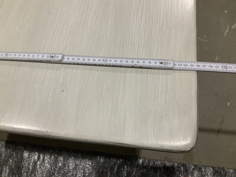 Sprzedam stół do jadalni