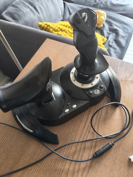 Thrustmaster T.Flight Hotas One Flight Stick Pc  Xbox S X Series e One