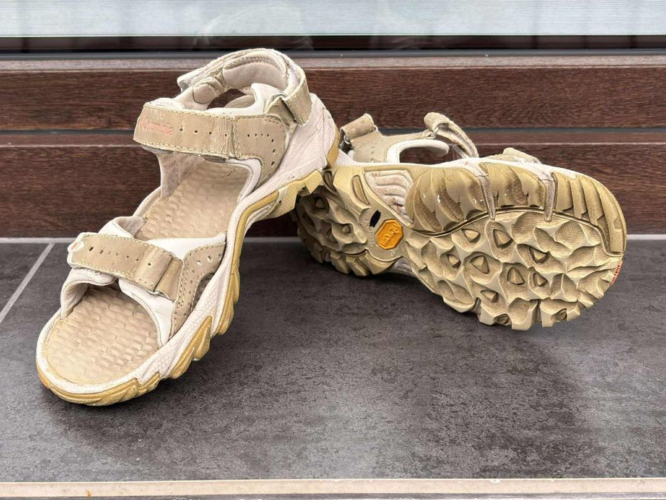 Columbia trekkingowe sandały skórzane damskie 36 vibram 
Rozmiar 36
Wk
