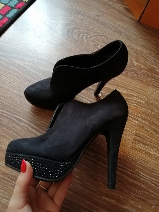 Туфли замшевые 36 размер