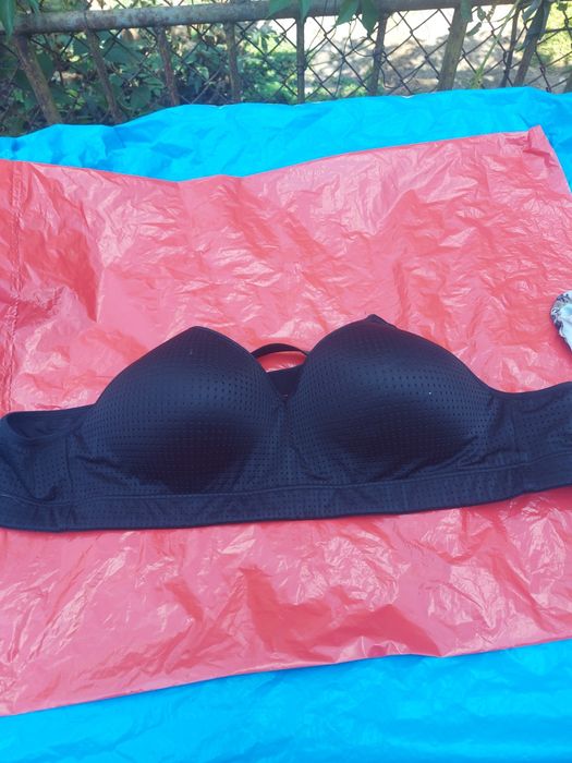 Biustonosz sportowy czarny damski rozmiar L firma H&M