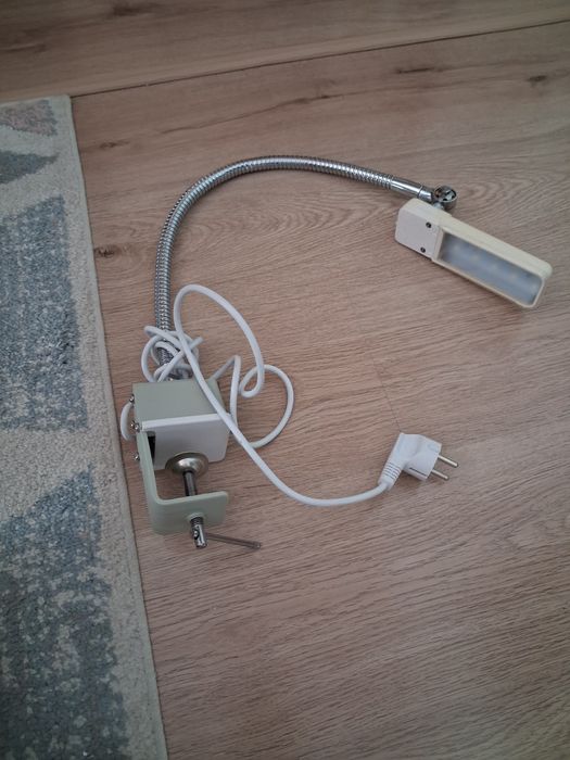 Lampka led do maszyny do szycia