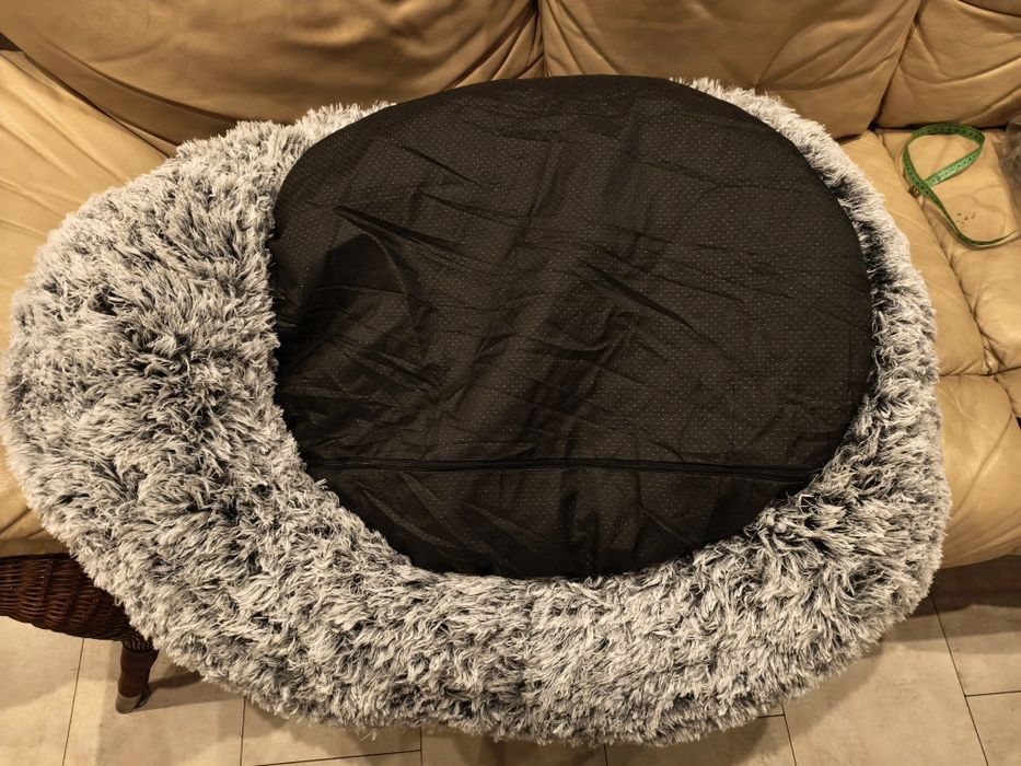 Duże miękkie legowisko dla psa lub kota