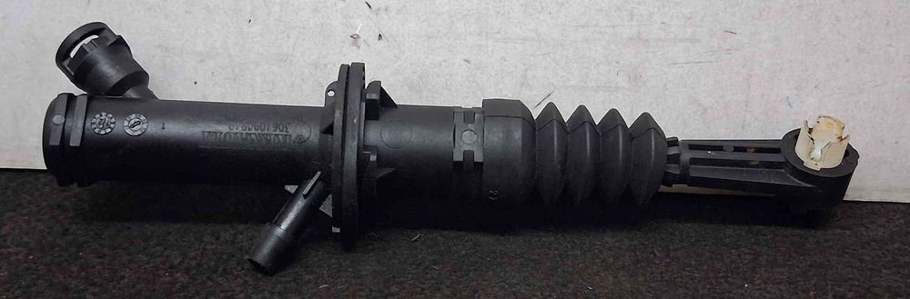 Bomba Principal da Embraiagem 306109084R - RENAULT MEGANE III Coupé