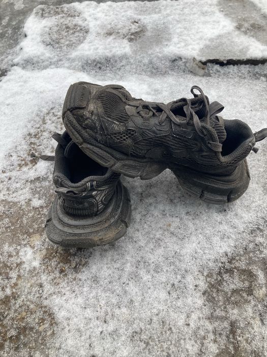 3 хл розмер 40 идут и на 42 потому что масивная подошва