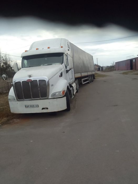 Продам тягач Peterbilt 387 з причепом
